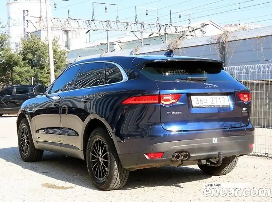 Jaguar F-Pace 2018 2.0 гидро в Москве № 1199868, фото 3