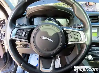 Jaguar F-Pace 2018 2.0 гидро в Москве № 1199868, миниатюра 8