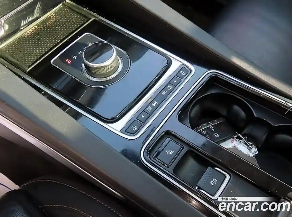 Jaguar F-Pace 2018 2.0 гидро в Москве № 1199868, фото 10