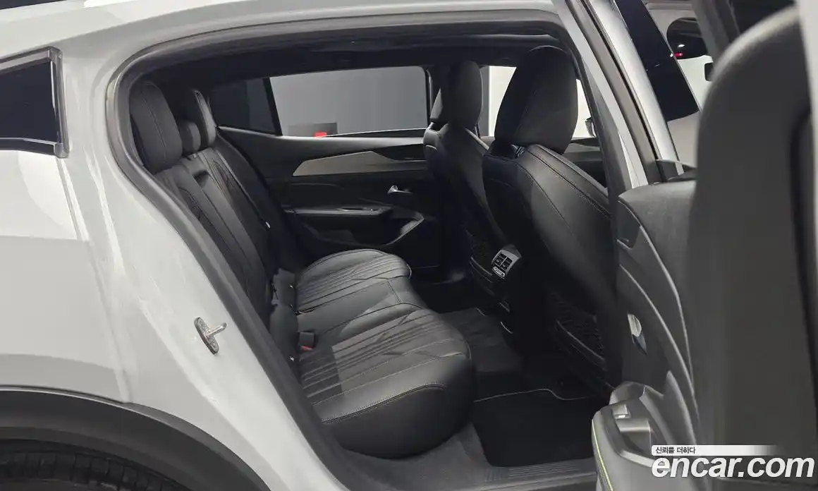 Peugeot 408 2025 1.2 гидро в Москве № 1200019, фото 11