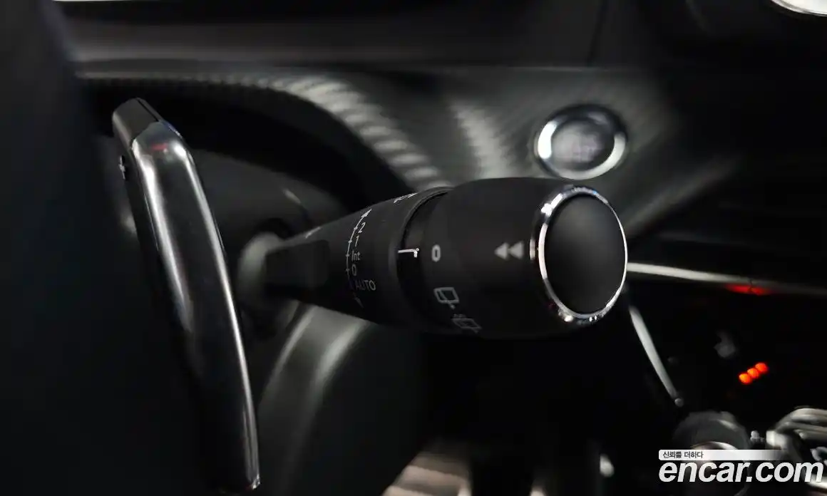 Peugeot 2008 2023 1.5 гидро в Москве № 1200042, фото 18