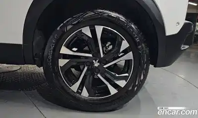 Peugeot 2008 2023 1.5 гидро в Москве № 1200042, миниатюра 4