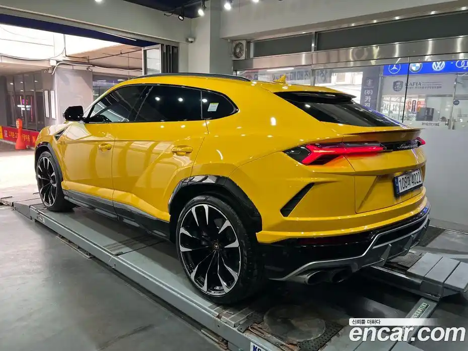 Lamborghini Urus 2021 4.0 гидро в Москве № 1200270, фото 3