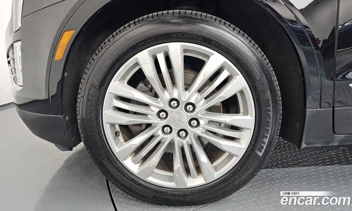Cadillac XT5 2018 3.6 гидро в Москве № 1200338, фото 5