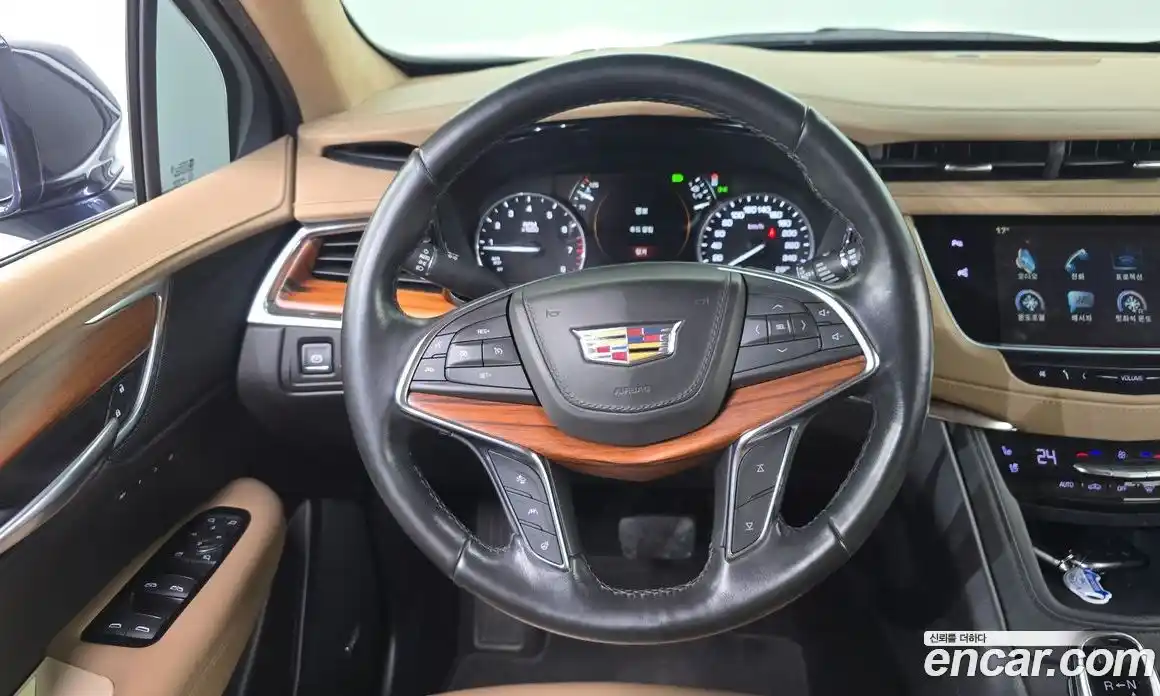 Cadillac XT5 2019 3.6 гидро в Москве № 1200363, фото 13