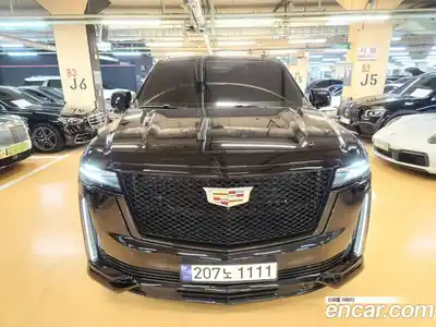 Cadillac Escalade 2023 6.2 гидро в Москве № 1200376, миниатюра 3