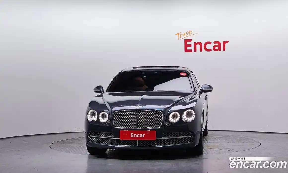 Bentley Flying Spur 2018 4.0 гидро в Москве № 1200401, фото 3