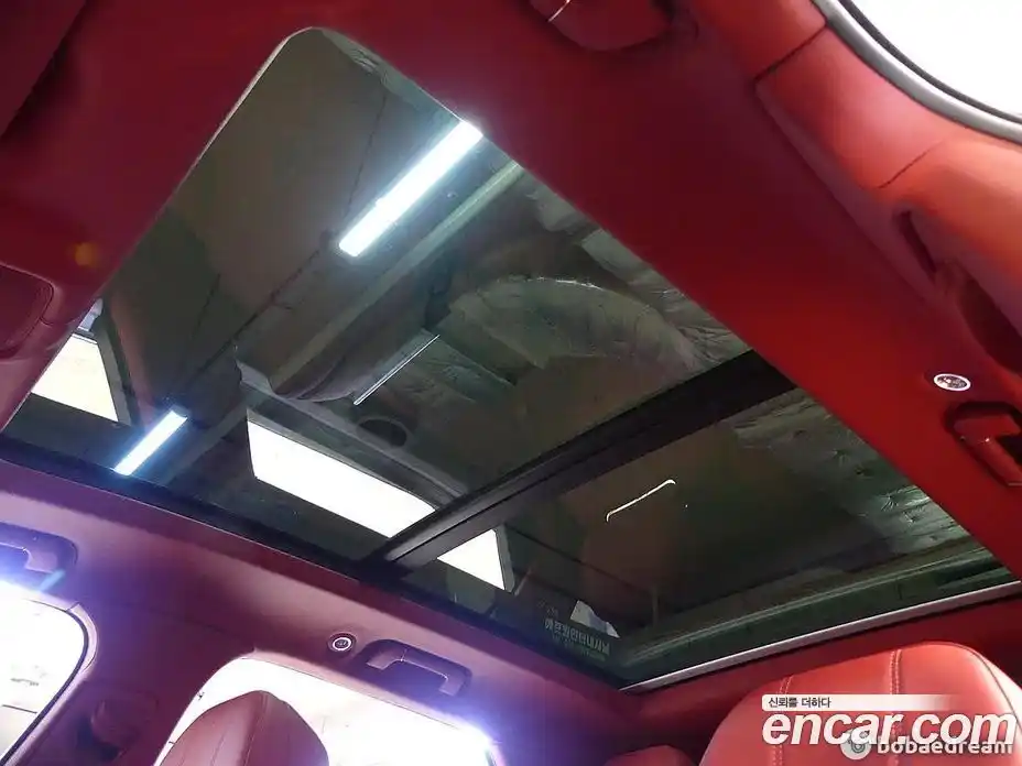 Bentley Bentayga 2023 4.0 гидро в Москве № 1200410, фото 15