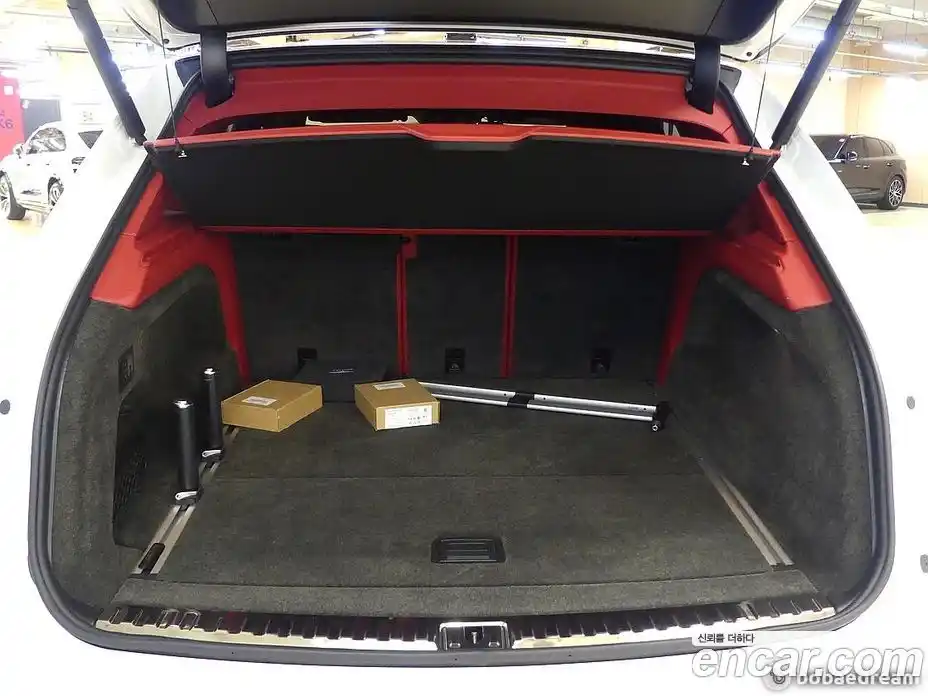 Bentley Bentayga 2023 4.0 гидро в Москве № 1200410, фото 20