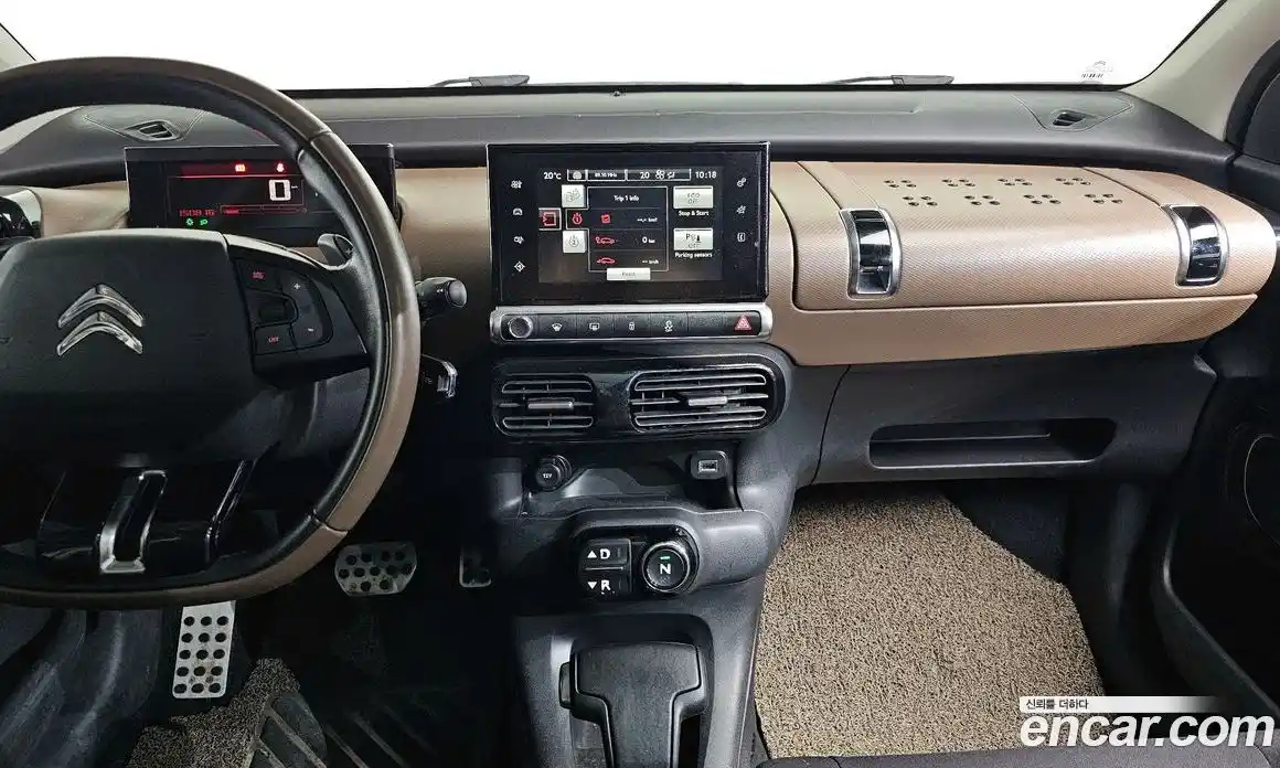 Citroen C4 Cactus 2017 1.6 гидро в Москве № 1200514, фото 14