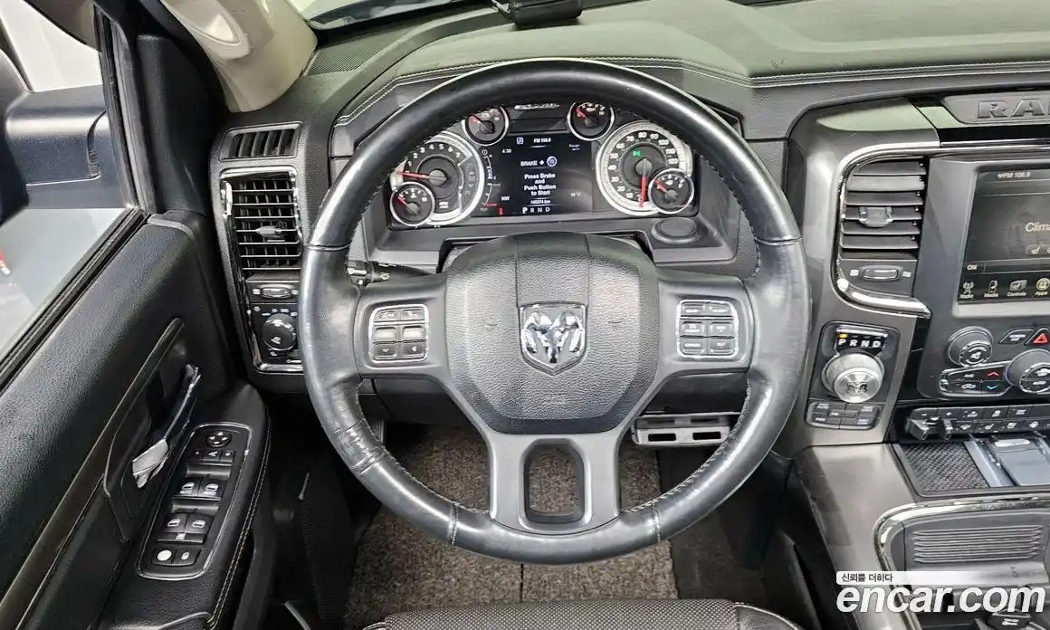 Dodge Ram Pick Up 2017 5.7 гидро в Москве № 1200560, фото 13