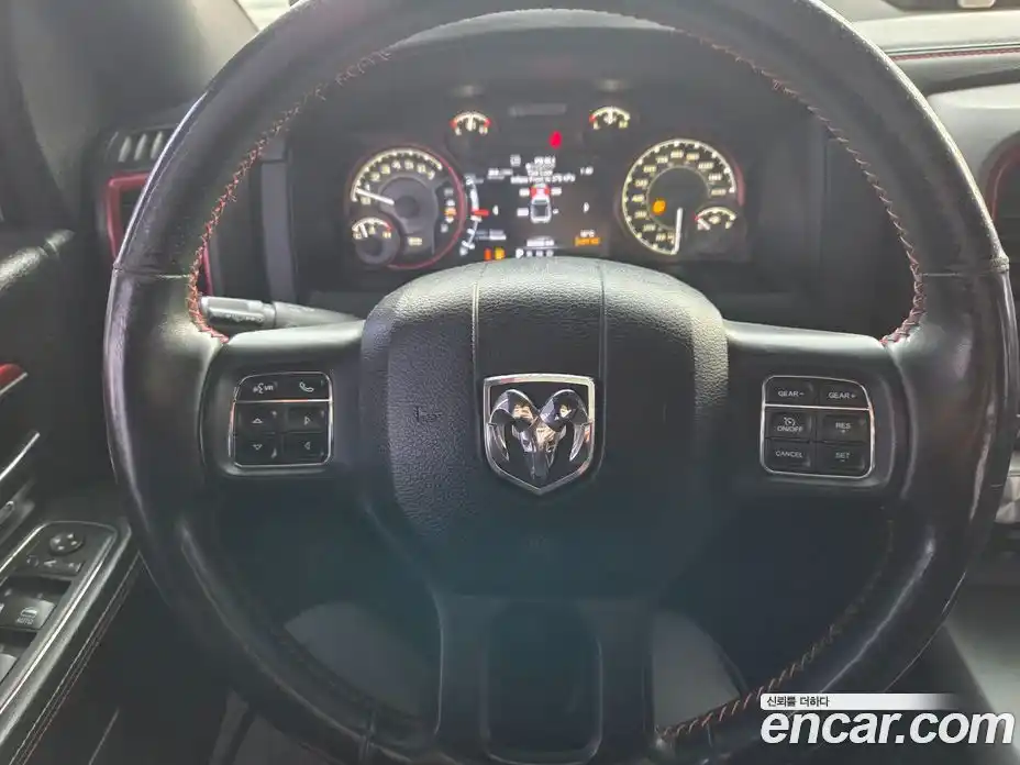 Dodge Ram Pick Up 2016 5.7 гидро в Москве № 1200579, фото 12
