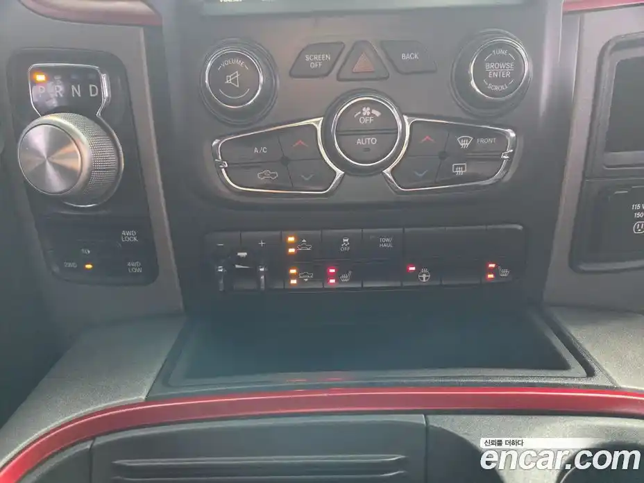 Dodge Ram Pick Up 2016 5.7 гидро в Москве № 1200579, фото 9