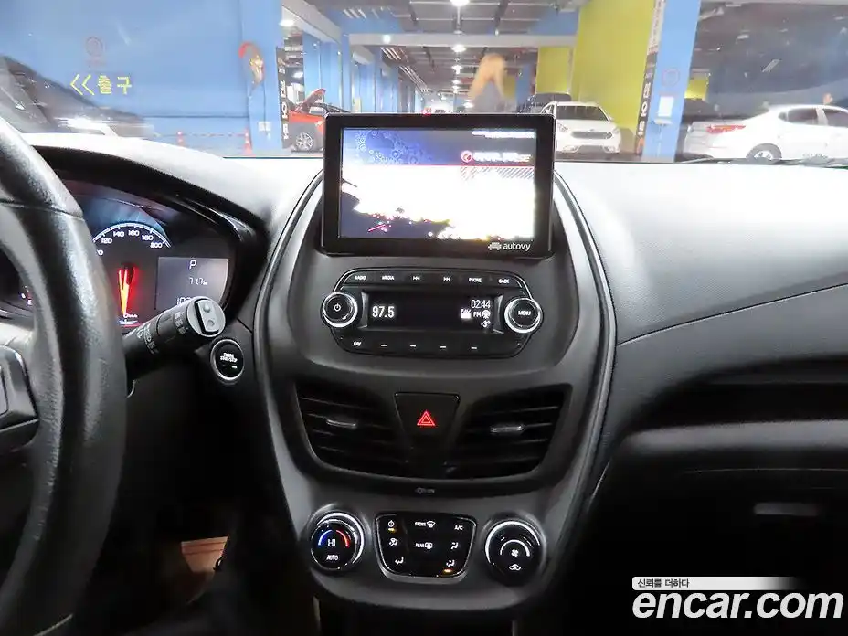 Chevrolet Spark 2019 1.0 гидро в Москве, фото 15