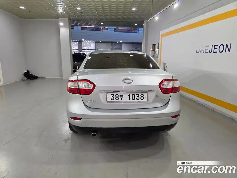 Renault SM3 2009 1.6 гидро в Москве № 152574, фото 4
