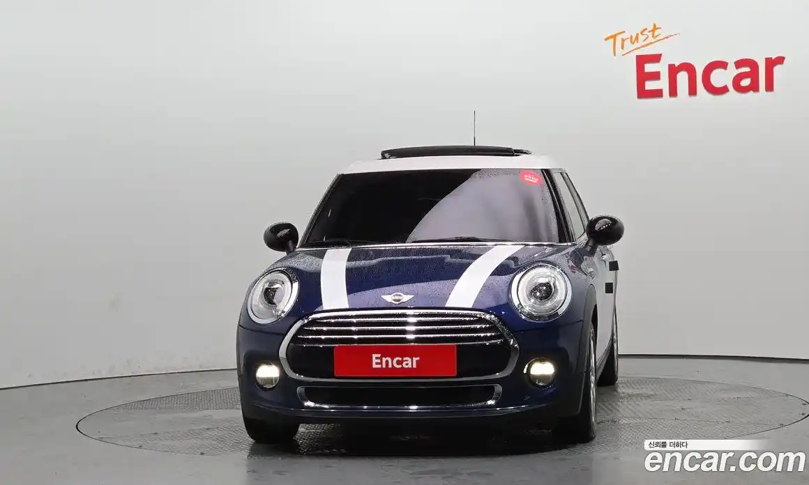 Mini Cooper 2017 1.5 гидро в Москве № 155670, фото 3