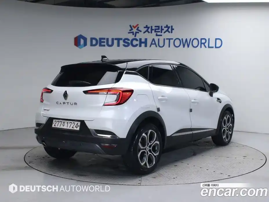 Renault Captur 2021 1.3 гидро в Москве № 176123, фото 2