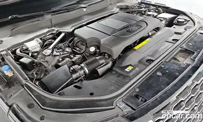 Land Rover Range-Rover 2018 4.4 гидро в Москве № 198195, миниатюра 6