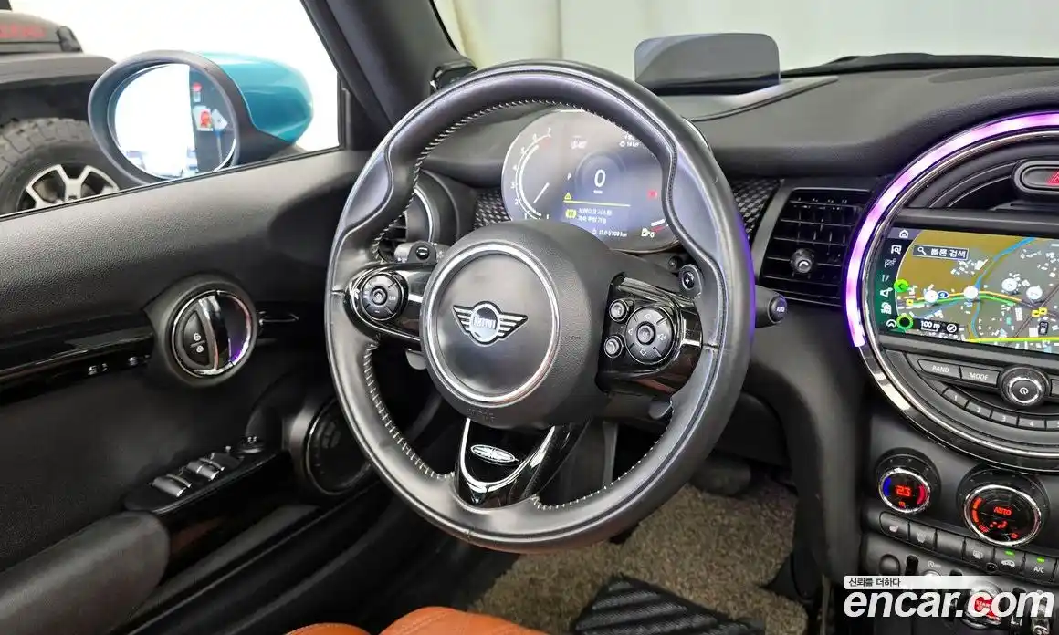 Mini Cooper Convertible 2021 2.0 гидро в Москве № 231441, фото 13