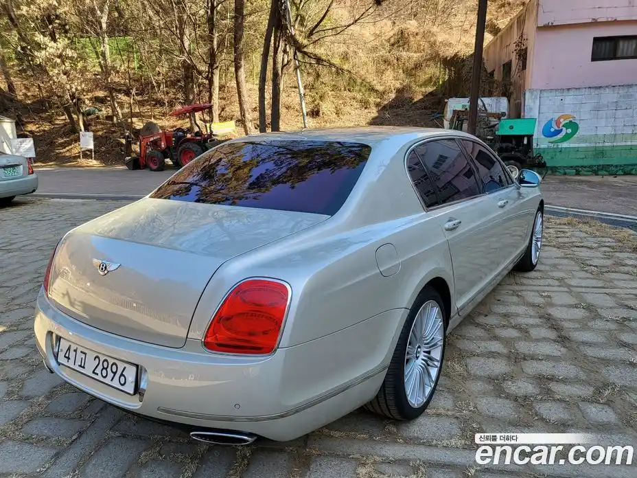 Bentley Flying Spur 2010 6.0 гидро в Москве № 387322, фото 2