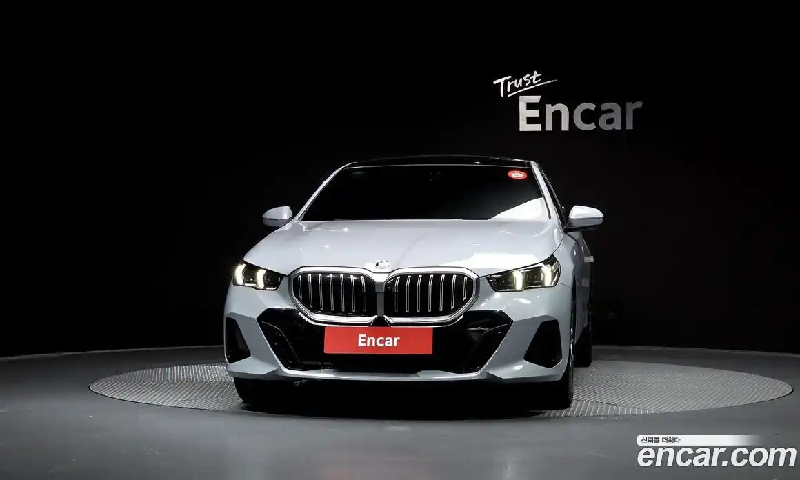 BMW 5-Series 2025 2.0 гидро в Москве № 1192271, фото 3