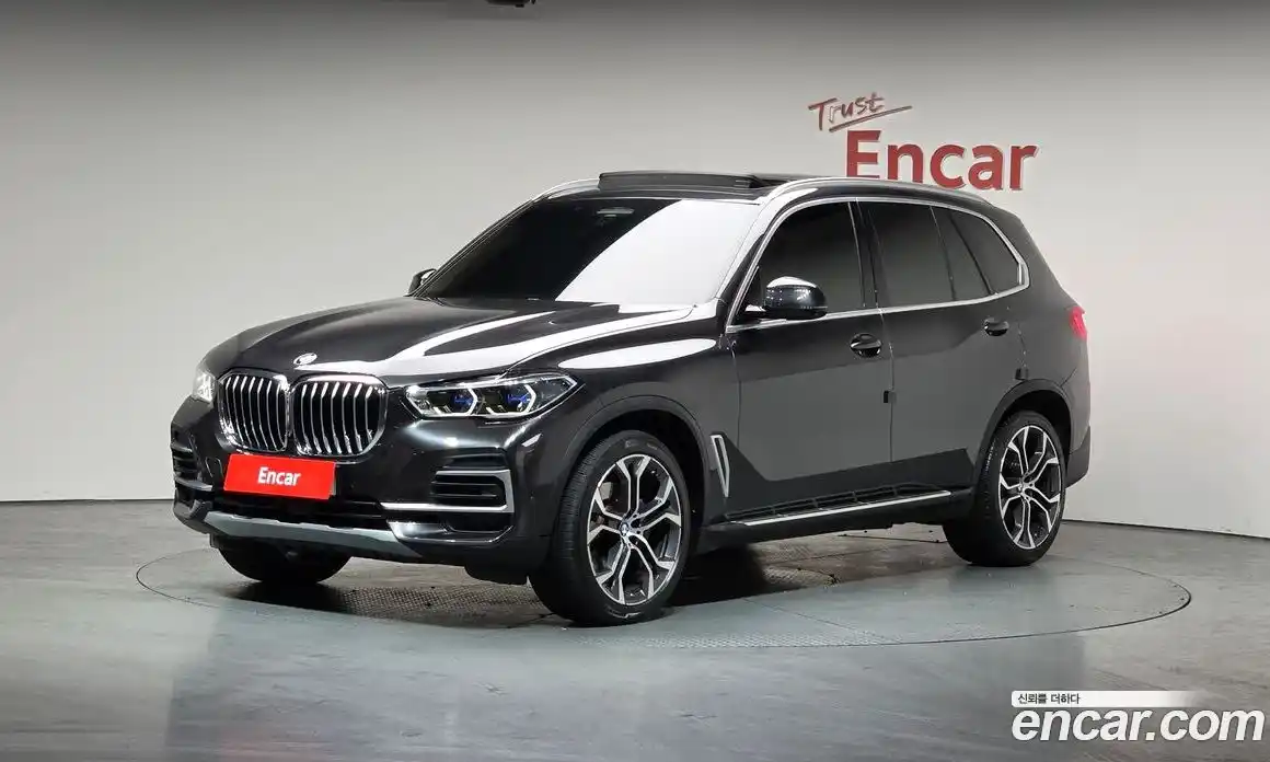 BMW X5 2022 3.0 гидро в Москве № 1193356, фото 1