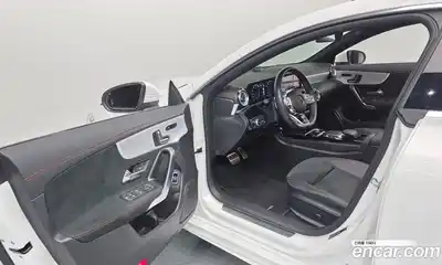 Mercedes-Benz CLA-Class 2023 2.0 Автомат в Москве № 1193685, миниатюра 11