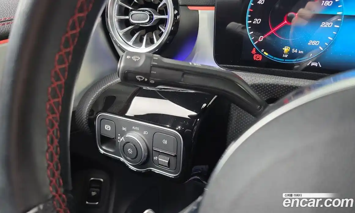 Mercedes-Benz CLA-Class 2023 2.0 Автомат в Москве № 1193685, фото 16