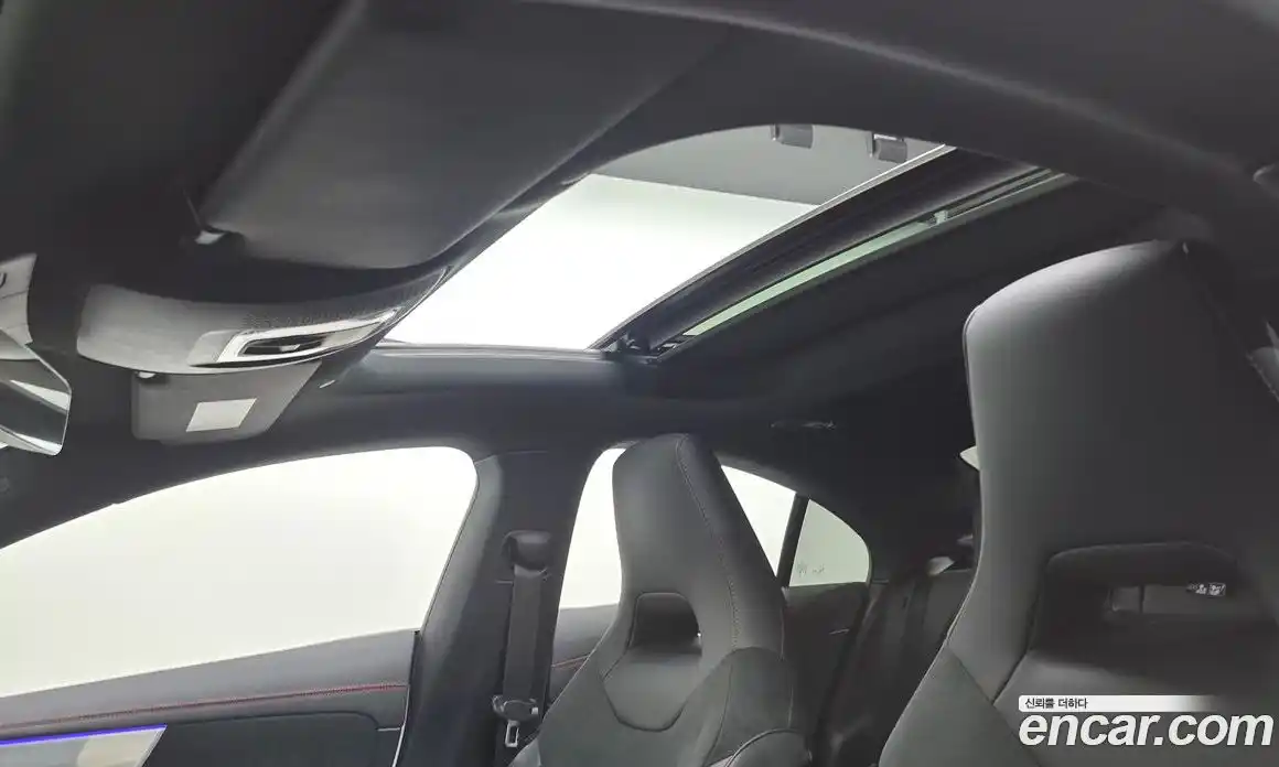 Mercedes-Benz CLA-Class 2023 2.0 Автомат в Москве № 1193685, фото 19