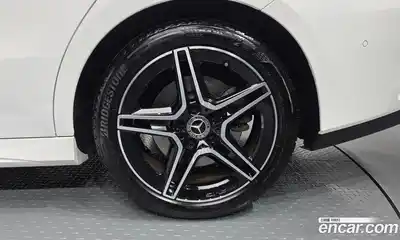 Mercedes-Benz CLA-Class 2023 2.0 Автомат в Москве № 1193685, миниатюра 5