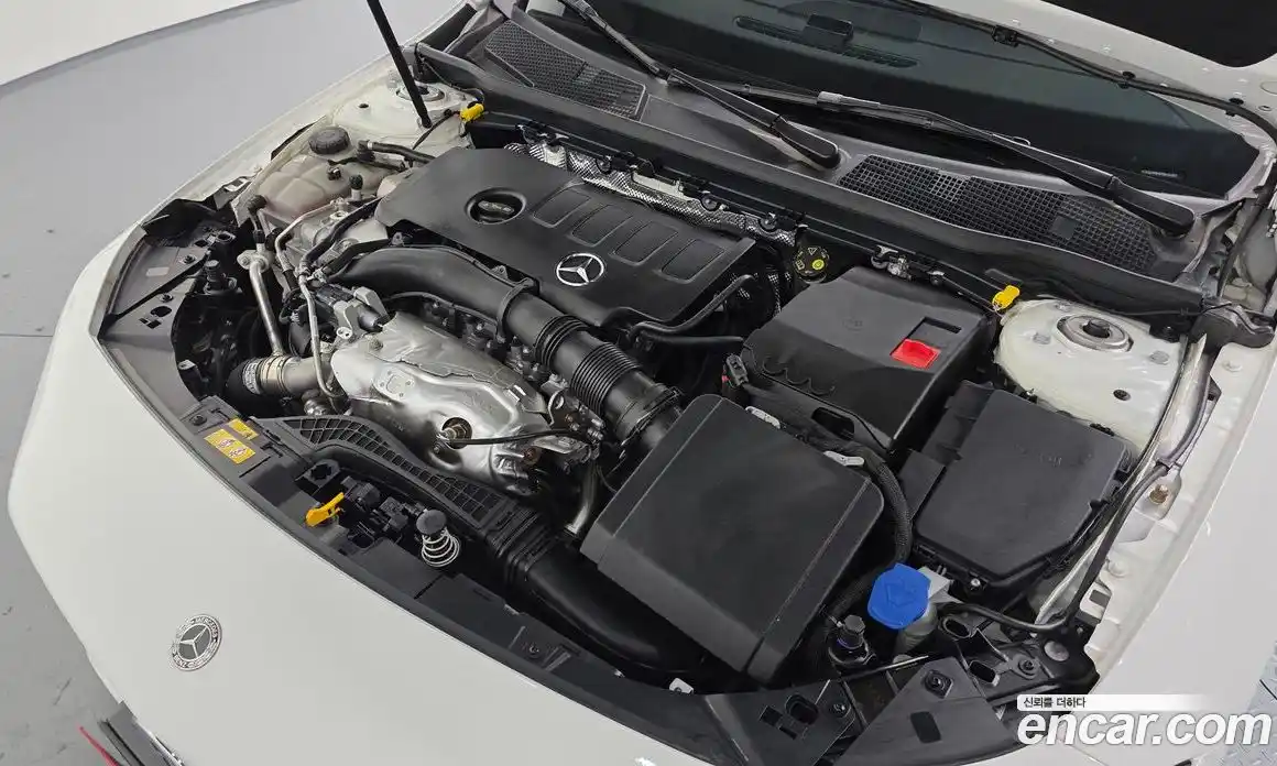 Mercedes-Benz CLA-Class 2023 2.0 Автомат в Москве № 1193685, фото 6