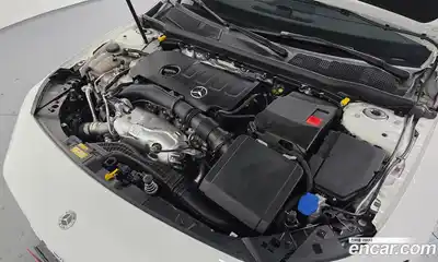 Mercedes-Benz CLA-Class 2023 2.0 Автомат в Москве № 1193685, миниатюра 6