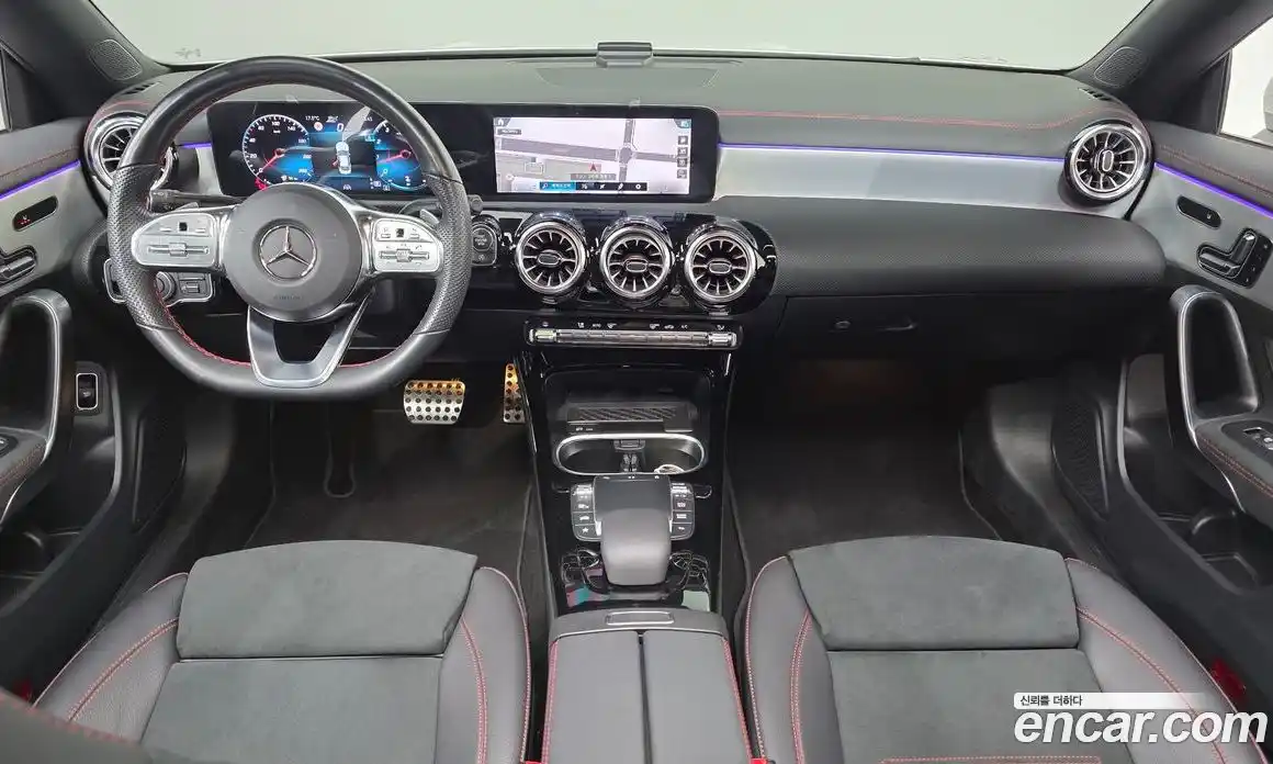 Mercedes-Benz CLA-Class 2023 2.0 Автомат в Москве № 1193685, фото 7