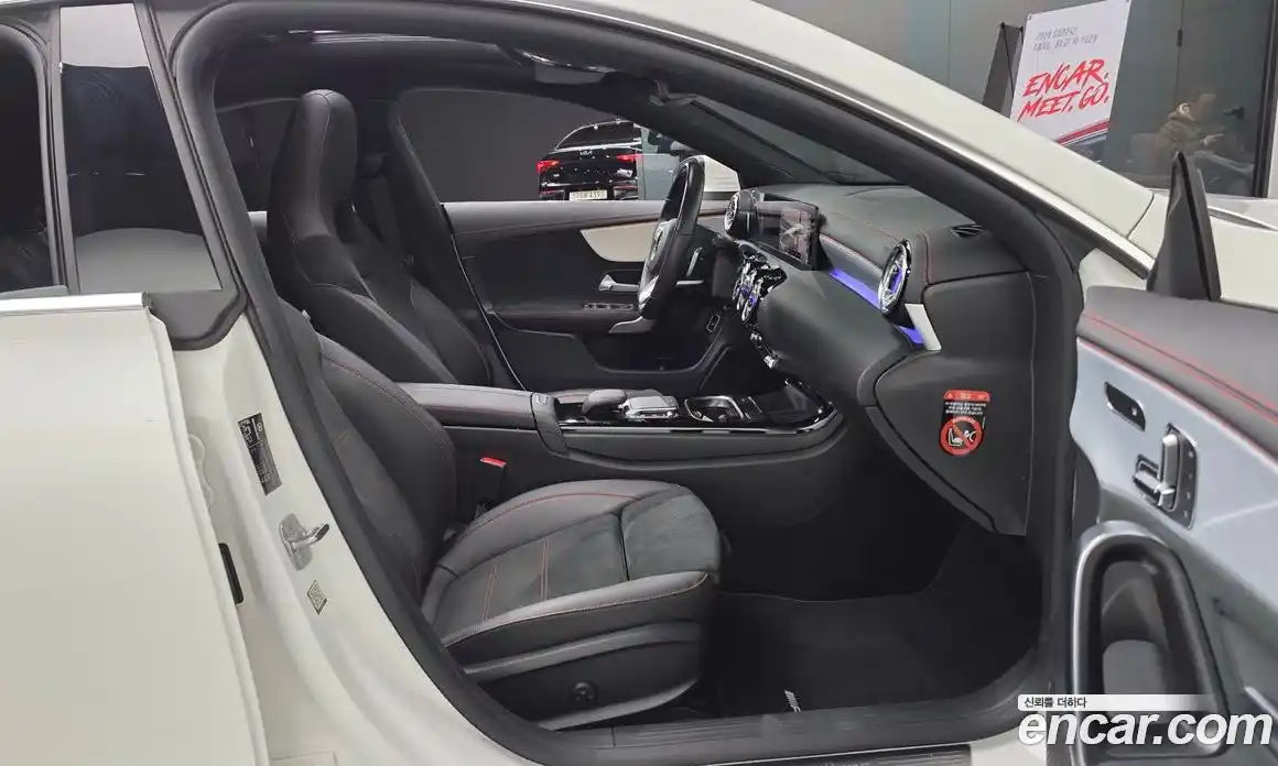 Mercedes-Benz CLA-Class 2023 2.0 Автомат в Москве № 1193685, фото 10