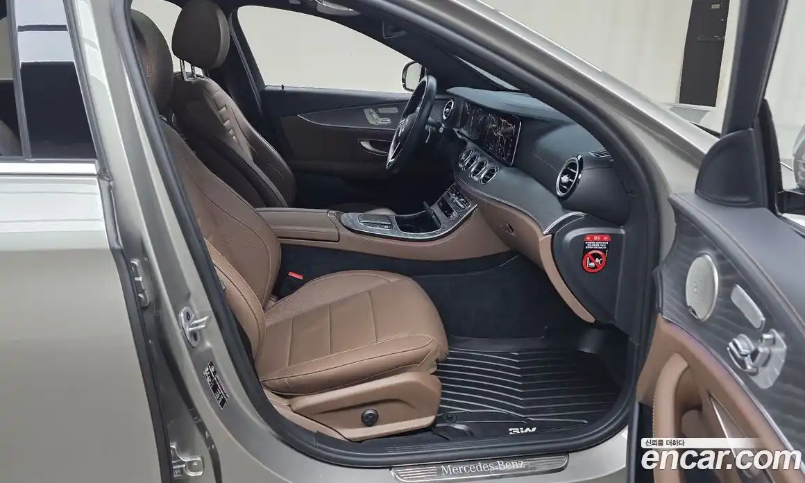 Mercedes-Benz E-Class 2022 2.0 гидро в Москве, фото 11