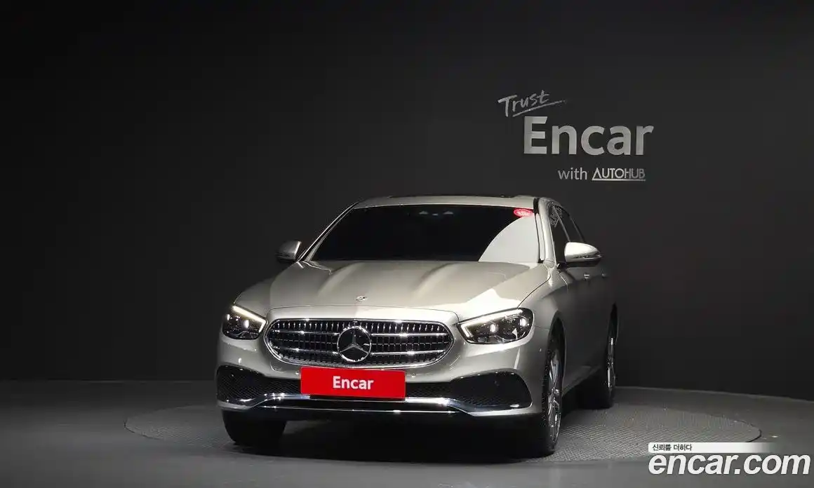 Mercedes-Benz E-Class 2022 2.0 гидро в Москве, фото 3
