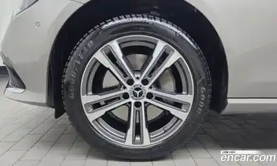 Mercedes-Benz E-Class 2022 2.0 гидро в Москве, миниатюра 5