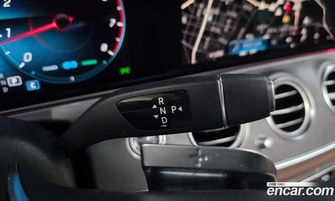 Mercedes-Benz E-Class 2022 2.0 гидро в Москве, фото 9