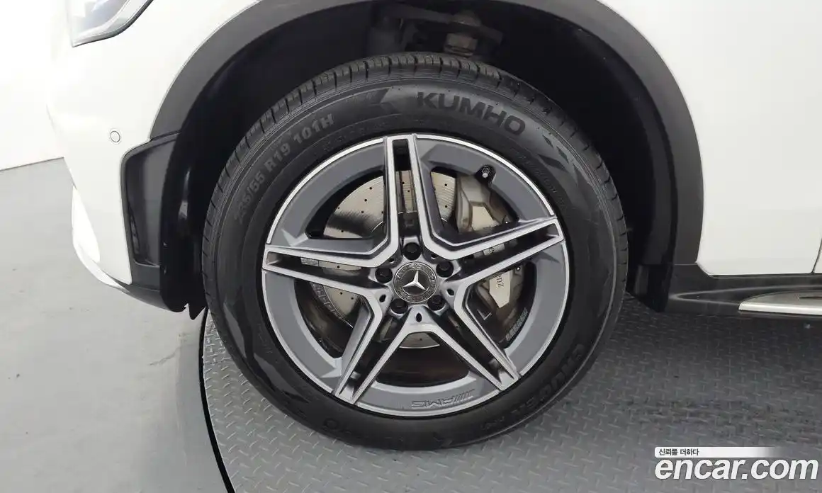 Mercedes-Benz GLC-Class 2022 2.0 Автомат в Москве № 1194493, фото 5