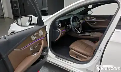 Mercedes-Benz E-Class 2022 1.9 гидро в Москве, миниатюра 11