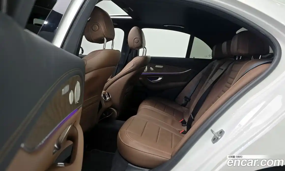 Mercedes-Benz E-Class 2022 1.9 гидро в Москве, фото 13