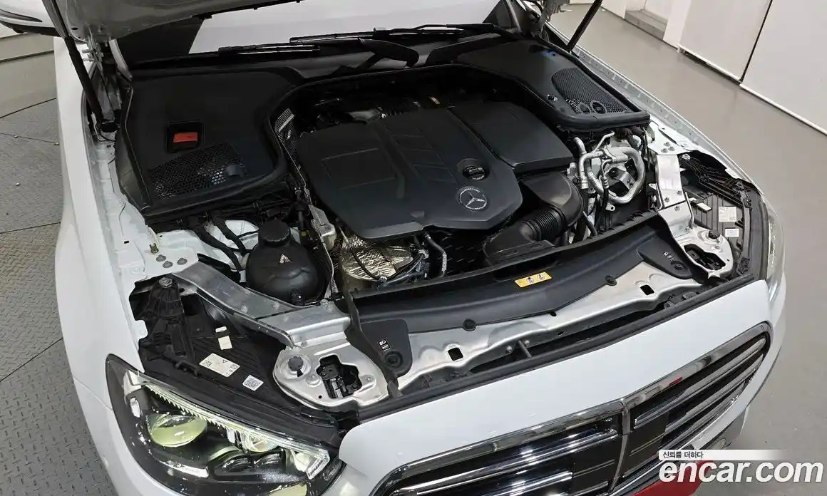 Mercedes-Benz E-Class 2022 1.9 гидро в Москве, фото 6