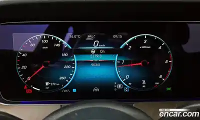 Mercedes-Benz E-Class 2022 1.9 гидро в Москве, миниатюра 8
