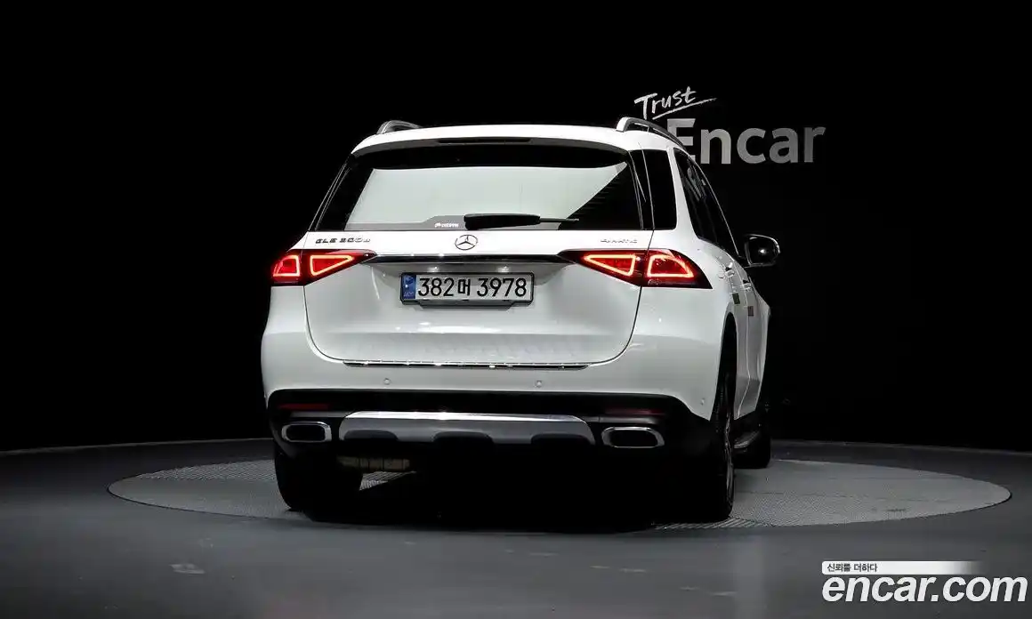 Mercedes-Benz GLE-Class 2020 1.9 Автомат в Москве № 1194800, фото 4