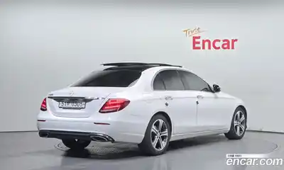 Mercedes-Benz E-Class 2016 2.0 Автомат в Москве № 1194820, миниатюра 2