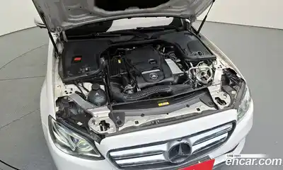 Mercedes-Benz E-Class 2016 2.0 Автомат в Москве № 1194820, миниатюра 6