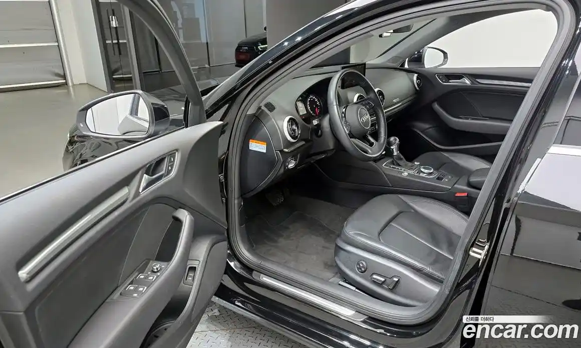 Audi A3 2018 2.0 гидро в Москве № 1195044, фото 11