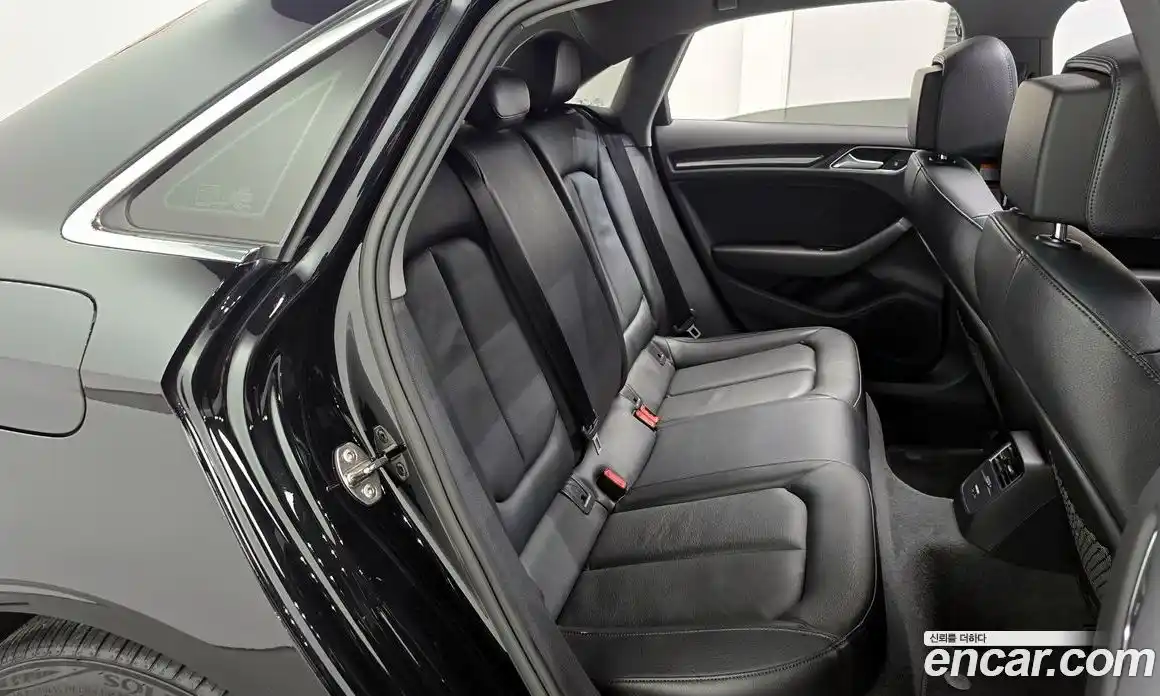 Audi A3 2018 2.0 гидро в Москве № 1195044, фото 12