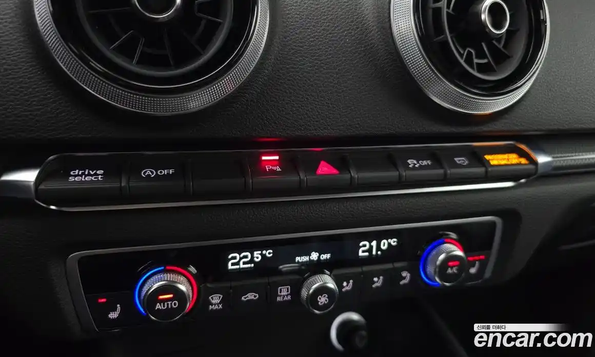 Audi A3 2018 2.0 гидро в Москве № 1195044, фото 17