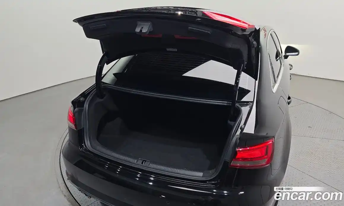 Audi A3 2018 2.0 гидро в Москве № 1195044, фото 20